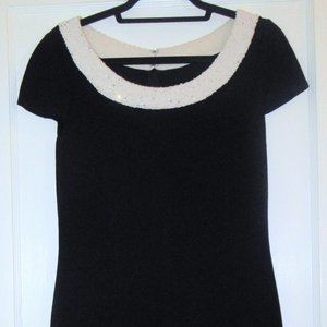 $995 Retail, Elegant JOHN EVENING Cocktail Dress, Lovely Neckline, Size 4